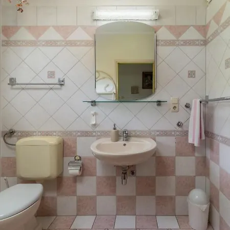 Villa Mary By Guide